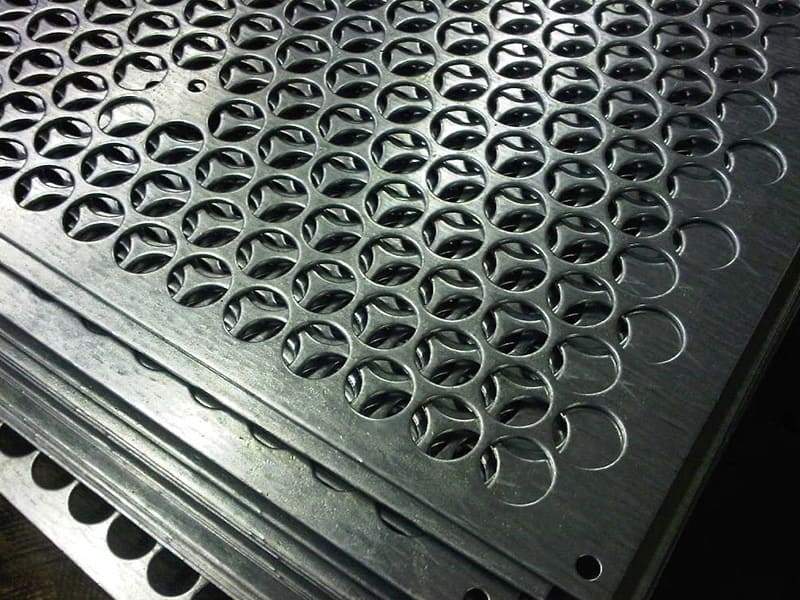 ASTM A240 Stainless Steel 304 Perforated Sheets Supplier, Exporter